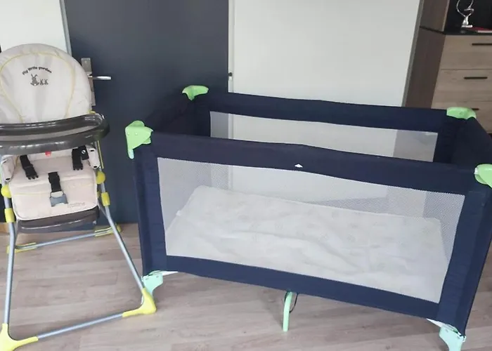 Сasa de vacaciones La Landeronette